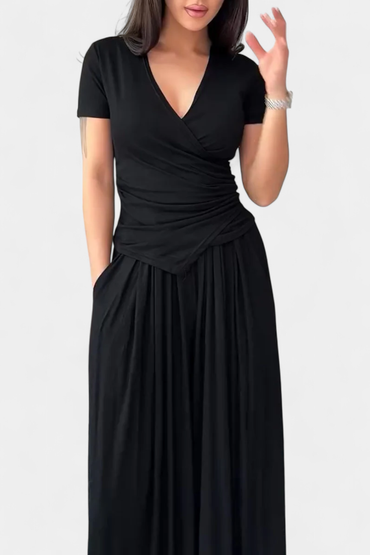 Ruslana Completo Comodo di Due Pezzi con Scollatura a V Incrociata