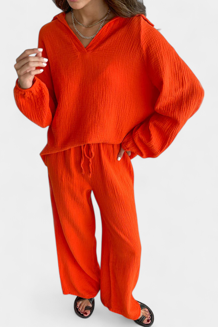 Aya Completo di Due Pezzi in Cotone con Scollatura a V