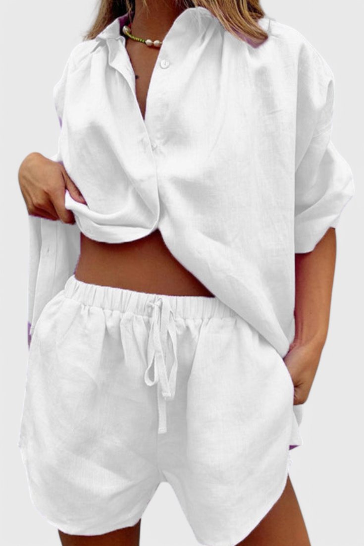 Anika Set di Due Pezzi con Camicia a Bottone e Pantaloni Corti con Corda