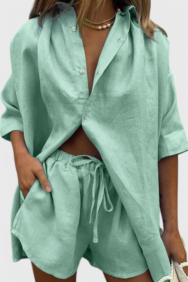 Anika Set di Due Pezzi con Camicia a Bottone e Pantaloni Corti con Corda