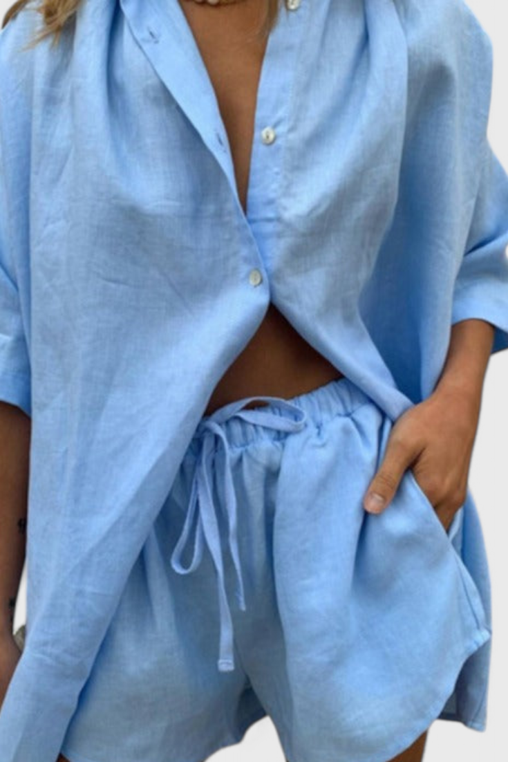 Anika Set di Due Pezzi con Camicia a Bottone e Pantaloni Corti con Corda