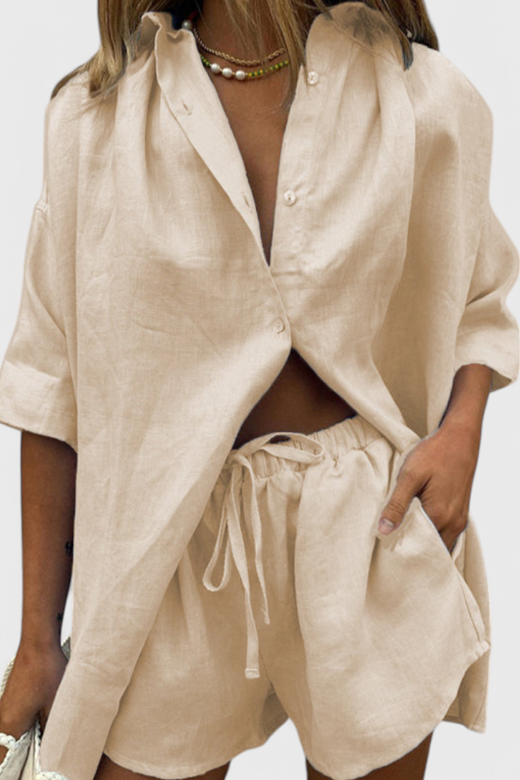 Anika Set di Due Pezzi con Camicia a Bottone e Pantaloni Corti con Corda