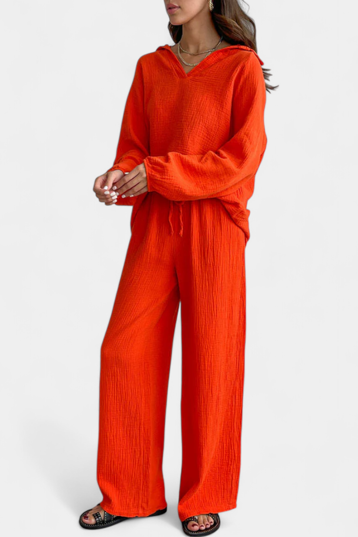 Aya Completo di Due Pezzi in Cotone con Scollatura a V