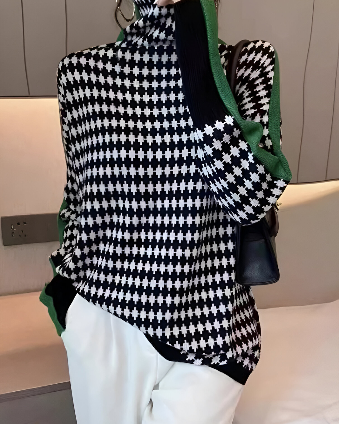 Gabrielle | Maglione Motivo Diamante con Collo Alto