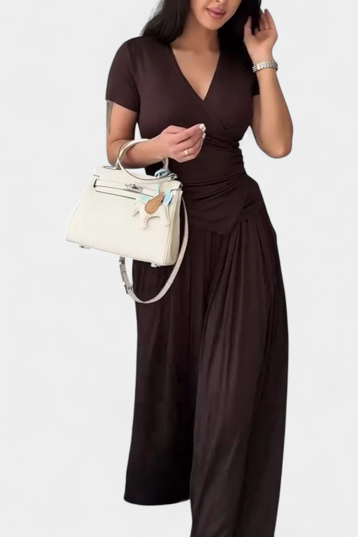 Ruslana Completo Comodo di Due Pezzi con Scollatura a V Incrociata