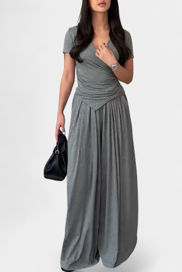 Ruslana Completo Comodo di Due Pezzi con Scollatura a V Incrociata