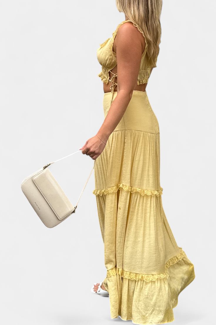 Ilys Completo Romantico con Top in Pizzo e Gonna Lunga Voluminosa