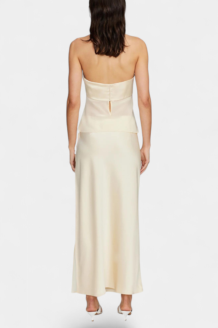 Fjorela Completo di Gonna Midi Senza Spalline di Burro