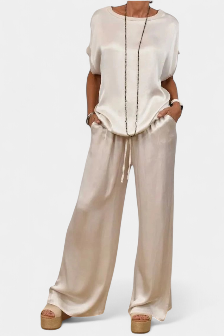 Blasa Completo Primaverile a Due Pezzi dallo Stile Sofisticato