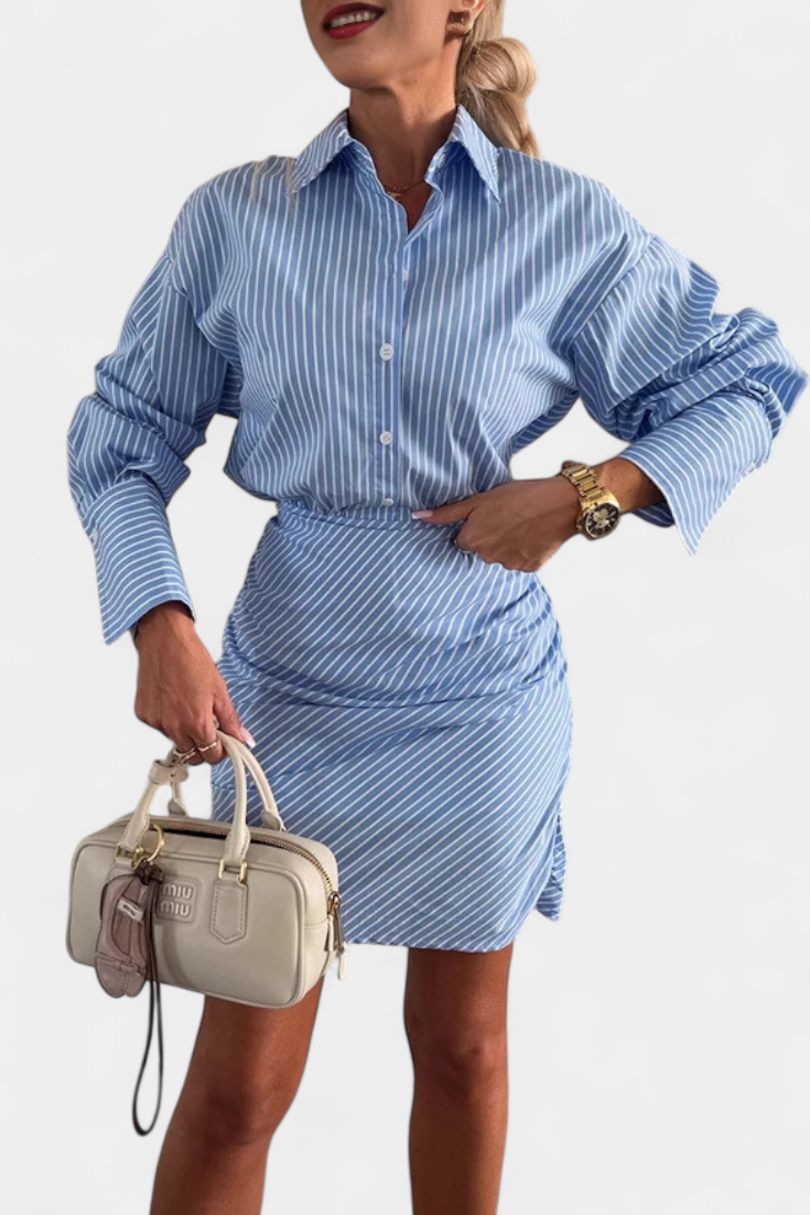 Cynthia Vestito Camisero Mini a Righe con Pieghe e Bottoni