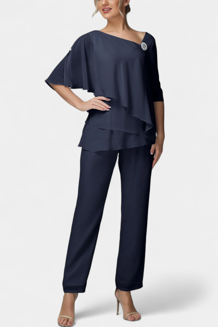 Dinah Set di Due Pezzi con Silhouette Femminile senza Sforzo