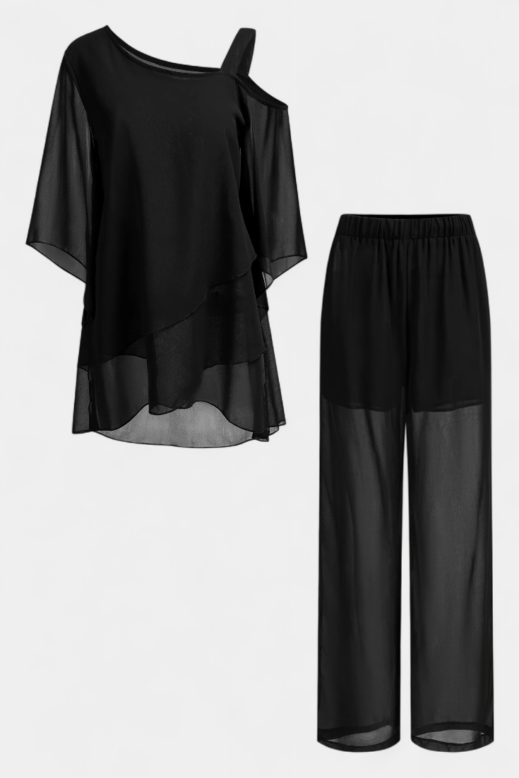 Kitty Set di Due Pezzi con Spalle Scoperte e Silhouette Fluttuante