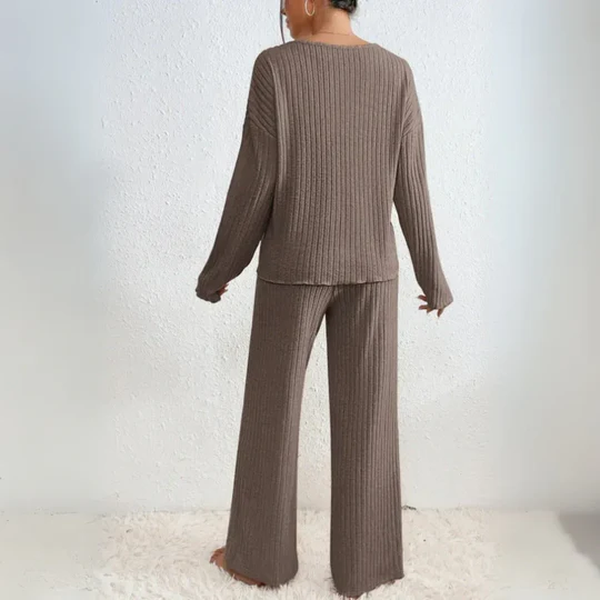 Vivienne Completo di Due Pezzi con Top e Pantaloni